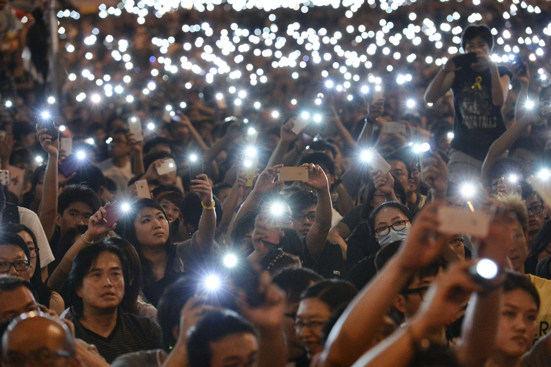 Poetry on the Mass Protest in Hong Kong