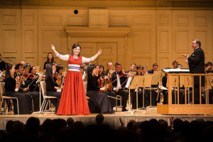 ‘The Voices of Shen Yun’ by Daniel Magdalen