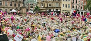 ‘Manchester Remembers’ by Damian Robin