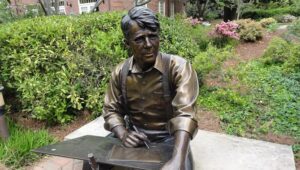 A Beacon in the Darkness: The Poetics and Poetry of Robert Frost