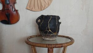 'Kintsugi': A Poem by Susan Jarvis Bryant 2 ‘Kintsugi’: A Poem by Susan Jarvis Bryant