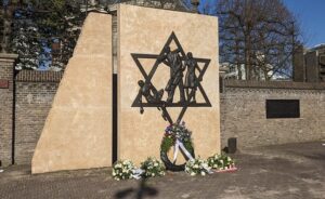 A Poem on Israel: 'We Are Wrong' by Michael Vanyukov 3 A Poem on Israel: ‘We Are Wrong’ by Michael Vanyukov