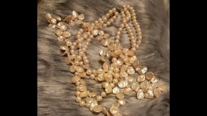 'The Meaning of Pearl Necklaces' and Another Sonnet by Phillip Whidden 2 ‘The Meaning of Pearl Necklaces’ and Another Sonnet by Phillip Whidden