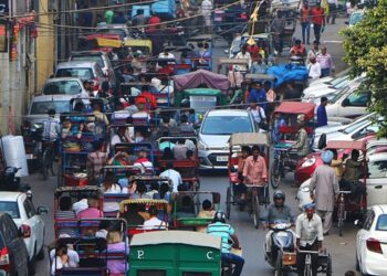 ‘Gul, the Grocer’ and Other Poetryby Shamik Banerjee