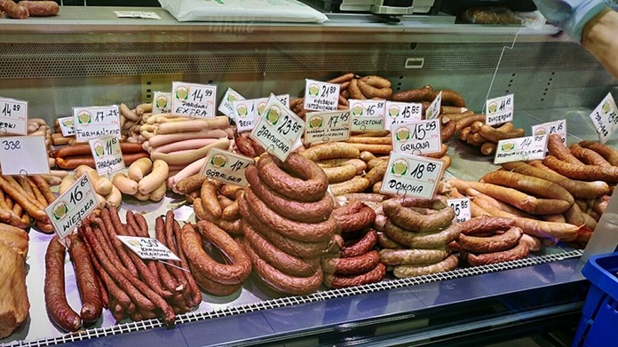 a photo of Kielbasa (Polish sausage)(public domain)