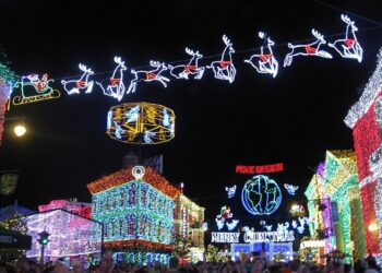 ‘Otto and Octavius at Christmas’: A Children’s Poem by Mary Gardner