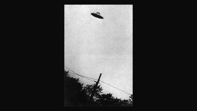 photo of a UFO in New Jersey (public domain)