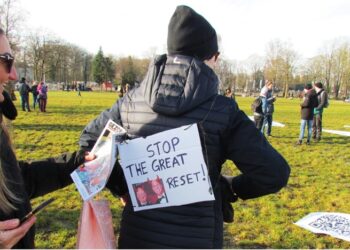 ‘Grave New Globe’: A Poem by Susan Jarvis Bryant