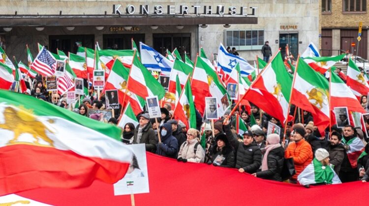 a photo of anti-Iranian regime protesters in Sweden on January 25, 2026 (public domain)