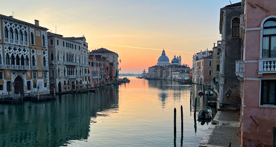 'Trip to Italy: A Poetry Travel Journal' by James A. Tweedie 4 poems 'Trip to Italy: A Poetry Travel Journal' by James A. Tweedie