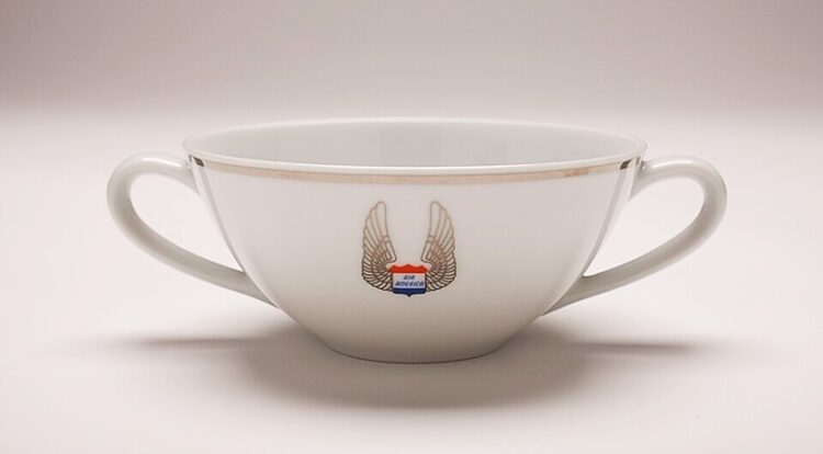'Bone China': A Poem by Mary Gardner 1 a photo of Noritake fine china (public domain)