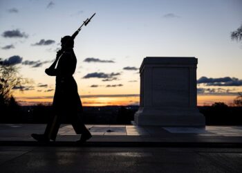 ‘The Anonymous Soldier’: A Poem by Lucy Lind