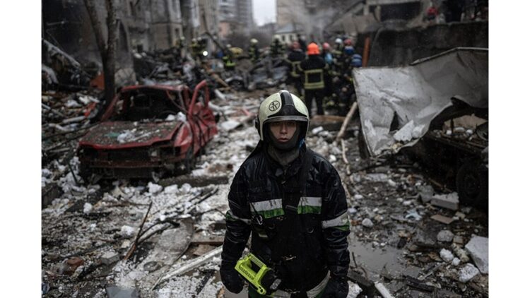 'The Sparrow': A Poem by Michael Pietrack 1 photo of destruction in Kyiv after Russian attack in 2024 (public domain)